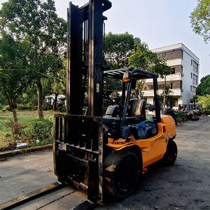 Montacargas, Carretilla Elevadora con Motor Japonés, Montacargas Toyota de 4 Toneladas Diésel Usado para Restaurantes e Industrias Minoristas - Product Image 2