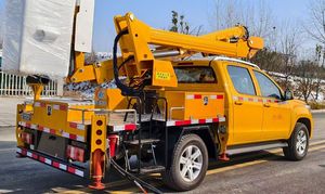 Camión plataforma elevadora telescópica Foton de 12 metros con cesta aislada para reparaciones de emergencia eléctricas - Product Image 3