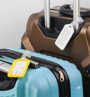 Étiquettes de bagages personnalisées en PP souple, résistantes à l'eau, imprimées, écologiques, de luxe, avec logo personnalisé, pour valises de voyage