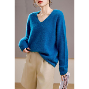 Áo len nữ cashmere chất liệu Nội Mông, cổ V, dáng rộng, tay dài, mềm mại, chải kỹ, sản xuất tại nhà máy OEM. - Product Image 6