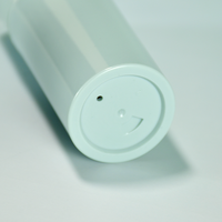 Bouteilles à pompe sans air en PP vert personnalisées en usine, flacons sous vide en plastique vides pour sérum facial, lotion, emballage cosmétique