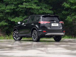 Toyota <span class=keywords><strong>RAV4</strong></span> AWD 4x4 essence 2018 d'occasion à prix abordable, idéale pour les conditions routières africaines, très demandée en Afrique, exportation vers l'Afrique - Product Image 4