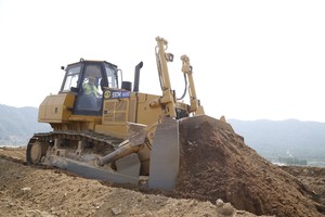 SEM SEM822D 235hp <strong>Bulldozer</strong> Compact Crawler with Fully Hydraulic System Engine Spare Parts New Used Condition Cheap Price Sale - Product Image 2