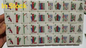 Juego <span class=keywords><strong>de</strong></span> Mahjong Conmemorativo Limitado con Temática <span class=keywords><strong>de</strong></span> Fútbol, Fichas <span class=keywords><strong>de</strong></span> Mahjong Acrílicas con Patrón <span class=keywords><strong>de</strong></span> Balón <span class=keywords><strong>de</strong></span> Fútbol en Relieve para Fiestas y Reuniones al Aire Libre - Product Image 2