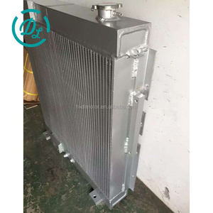 Radiateur et réservoir d'eau pour excavatrice EexcavaStart YC85-8, avec cœur en aluminium durable, refroidissement efficace, garantie 1 an - Product Image 1