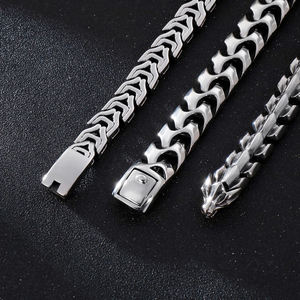 Bracelet Viking <span class=keywords><strong>Nordique</strong></span> en Acier Inoxydable, Chaîne Os de Dragon, Style Punk, Cadeau pour Homme - Product Image 3