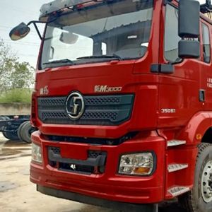 Camion de dépannage à plateau plat Shacman Delong 8*4 haute performance avec grue montée sur échelle - Product Image 2