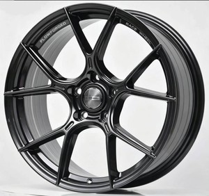 Rueda de Aluminio Australiana de Alta Gama de 10 Radios, 18x8, PCD 114.3, ET 35, Recubrimiento en Polvo Negro Gris, Neumático Modificado - Product Image 2