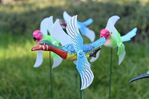 Buiten Tuin Ornament Kids Speelgoed <span class=keywords><strong>Plastic</strong></span> <span class=keywords><strong>Wind</strong></span> Spinner Benodigdheden Vliegende Eenden Windmolen Stick - Product Image 5