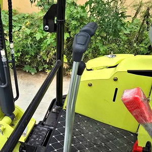 Spedizione Gratuita, Escavatore EPA da 1,3 Tonnellate, 3,5 Tonnellate, 4 Tonnellate con Motore Euro5, Scavatore Cingolato, Mini Escavatore Agricolo da 1 Tonnellata in Vendita - Product Image 4