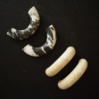 Poignées d'armoires STONEKOCC 100% en marbre noir Portoro, poignées de luxe en pierre veinée or pour cuisine, salle de bain, hôtel