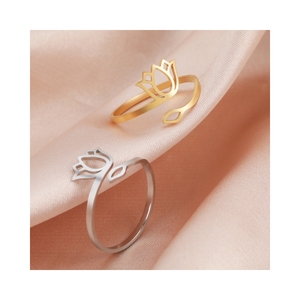 HP Hollow <span class=keywords><strong>Lotus</strong></span> Flower Anillos de joyería chapados en oro de 18K Anillos de acero inoxidable 304 Anillo de diseño personalizado a prueba de agua - Product Image 1