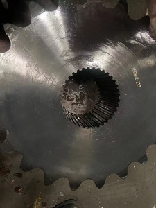 Fourniture de nouveaux 80 tonnes de chargement nominal 10m RTG pignon d'entraînement de portique ZPMC grue à portique montée sur rail palan de boîte de vitesses avec Z = 11 pièces de rechange - Product Image 2