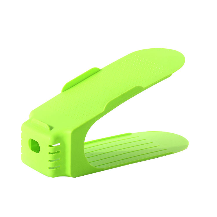 สีเขียวอ่อน