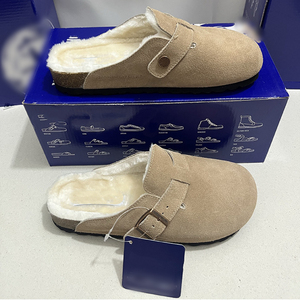 Chaussons d'Hiver Épais en Cuir Véritable Fourrés et Rembourrés de Coton pour Femme, Style Borken, Antidérapants, d'Extérieur à Plateforme - Product Image 1