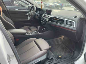 Venta al por Mayor de Autos Usados <span class=keywords><strong>BMW</strong></span> Serie 1 2019 118i Paquete M Sport, Inventario de Concesionario, Sedán para Exportación, Autos de <span class=keywords><strong>Segunda</strong></span> <span class=keywords><strong>Mano</strong></span> - Product Image 4