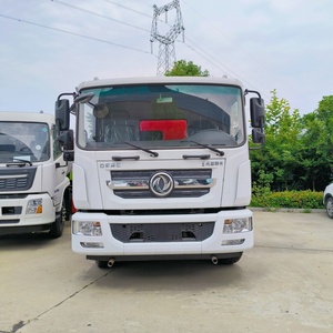 Camión Cisterna de Agua Dongfeng de Alta Calidad 4x2 15CBM, Camión Cisterna con Aspersor de Agua en Venta - Product Image 4