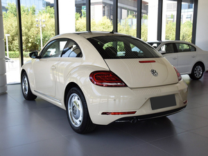 سيارة بيتل كلاسيك مستعملة للبيع موديل 2006-2013، بنزين، ناقل حركة أوتوماتيكي، 3 أبواب، 4 مقاعد، سيدان، يورو 6، 1-25000 ميل - Product Image 3