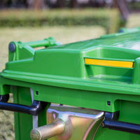 Grande poubelle à roulettes en plastique personnalisée chariot conception chariot poubelles avec roues poubelle en plastique
