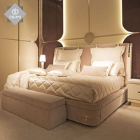 De cuero de cama tamaño King italiano moderno dormitorio de lujo importados moderno de cuero de nobuk de muebles para el hogar cabecero de la cama.