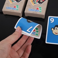 Cartes à jouer et jeux de poker personnalisés imprimés des deux côtés avec logo OEM personnalisé, certifiés sûrs pour une utilisation familiale et promotionnelle