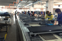 Système de convoyeur automatisé pour ligne d'assemblage de tapis roulants, destiné à la production d'équipements de fitness, avec personnalisation OEM disponible