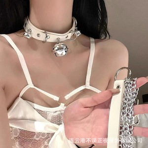 ขายส่งจากโรงงานโดยตรง ปลอกคอหนัง PU แบบกระดิ่งขนาดใหญ่ พร้อมสายรัดรูปหัวใจ สไตล์ฮาราจูกุ สำหรับสาวเมด/สาวใช้ - Product Image 3