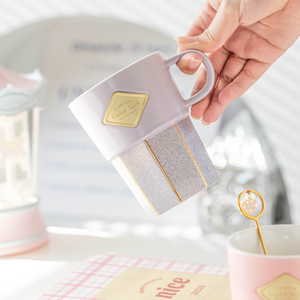 Taza de Café de Cerámica con Diseño de Dibujos Animados, Borde Dorado, Asa con Placa de Identificación, Capacidad de 320 ml, Apta para Fiestas, con Cuchara, Apta para Lavavajillas y Microondas - Product Image 4