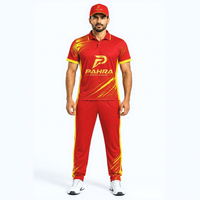 Ensemble d'uniformes de cricket personnalisés pour hommes – Vente en gros – Maillot et pantalon en polyester respirant avec transfert thermique – Tenue de sport d'équipe personnalisée