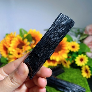 Vente en gros de pierres brutes de <span class=keywords><strong>tourmaline</strong></span> <span class=keywords><strong>noire</strong></span> naturelle, cristal de quartz, pierres précieuses pour la décoration - Product Image 3