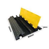 Nouvelle protection de câble extérieure 1 canal en PVC, rampe de câble, cache-câble de sol, ralentisseur pour applications routières 2/3/5 voies, brise-câble en caoutchouc
