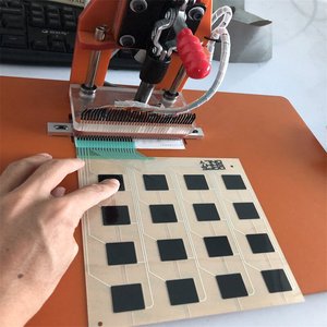 Kháng cao Carbon dán màng chuyển đổi bàn phím cảm biến áp suất phim với 3m467 dính IP65 mức độ bảo vệ sản xuất - Product Image 5