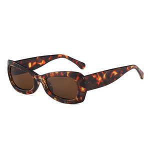 Lunettes de soleil rectangulaires tendance, monture intégrale, protection UV400, style unisexe pour adultes - Product Image 1