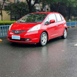 Honda Fit d'occasion 2008 1.3L Comfort Edition Automatique 5 places Essence R15 Conduite à gauche Caméra de recul Basique Véhicule très demandé - Product Image 1