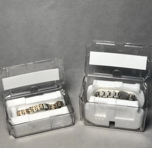 Boîte à montres en acrylique transparent en gros avec insert en mousse de protection, directement de l'usine. Boîte à montres en acrylique transparent avec doublure en mousse - Product Image 1