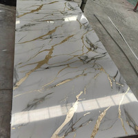 Panneaux muraux en PVC marbré avec revêtement UV, motifs artistiques dorés, pour la décoration de fond des établissements commerciaux haut de gamme