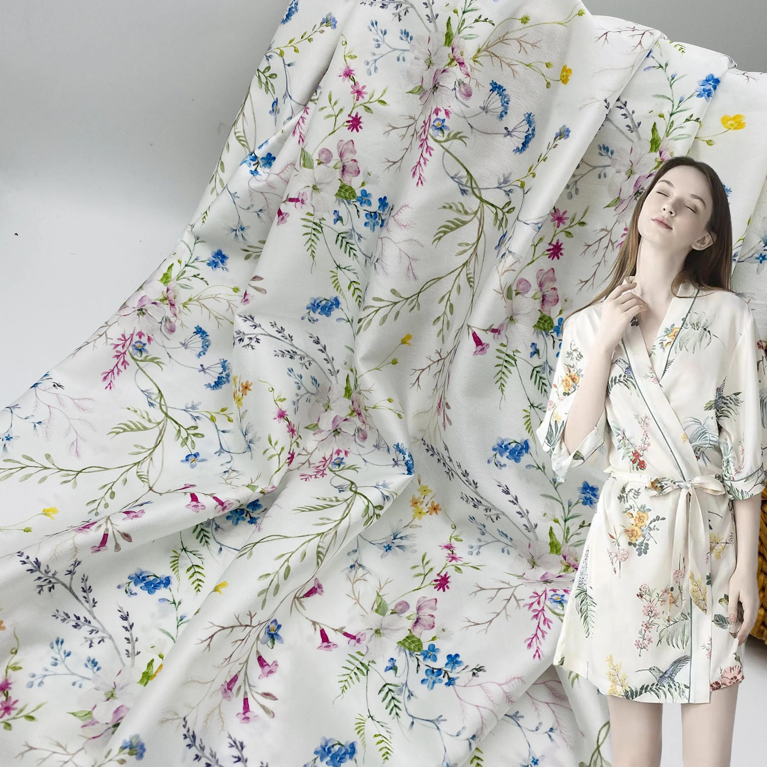 Gewebtes Textil Polyester Stoff Großhandel super weiches neues Design große Blume Digitaldruck Krepp Satin Stoff