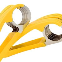 Roestvrijstalen bananen snijder, handmatig keukengereedschap, multifunctioneel voor bananen, aardbeien, druiven en meer. Gemaakt in China.