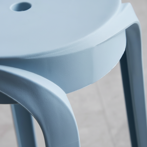 Tabouret en plastique pliable et empilable durable avec base antidérapante, design minimaliste moderne pour le mobilier de maison - Product Image 1