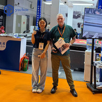 Máquina de Corte de Juntas de Goma CNC Automática Digital de Cama Plana Yuchen