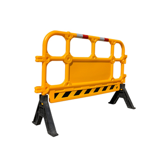 Barrera de Tráfico de Plástico Moldeado por Soplado 1350, Barricada de Plástico HDPE Modular y Conectable para Proyectos Globales, Suministro de Fábrica - Product Image 2