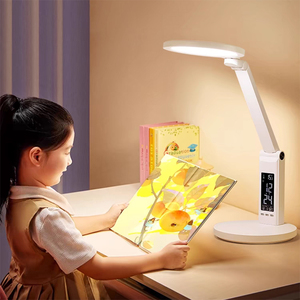 Lámpara de mesa moderna más vendida para estudiantes Lámpara de lectura amigable con los ojos con <span class=keywords><strong>pantalla</strong></span> giratoria y diseño plegable - Product Image 3