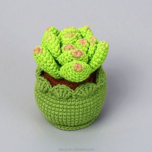 Plante succulente artificielle miniature verte faite à la main au crochet pour la décoration de voiture, de bureau ou comme gadget, idéale pour la Fête des Pères et Halloween - Product Image 3