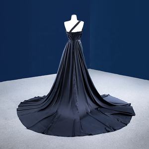 <span class=keywords><strong>2023</strong></span>ผู้หญิงนางเงือกสีดำซาตินลูกปัดจีบขายส่งชุดราตรีกับ Overskirt - Product Image 4