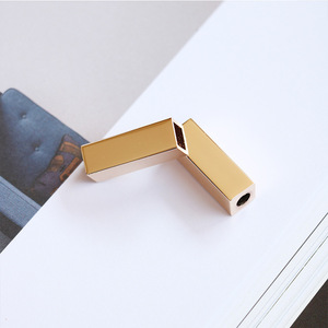 Thân Thiện Với Môi Tùy Chỉnh Logo Kim Loại Adjustalbe Dây Buộc Chuỗi Tipping <span class=keywords><strong>Cord</strong></span> <span class=keywords><strong>End</strong></span> Nút - Product Image 5