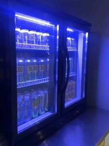 Exhibidor Refrigerado para Bebidas, Vino y Cerveza, Refrigerador para Supermercados, Bebidas, Frutas, Enfriado por Aire, Sin <span class=keywords><strong>Escarcha</strong></span>, Congelador de Triple Puerta para <span class=keywords><strong>Bar</strong></span> - Product Image 6