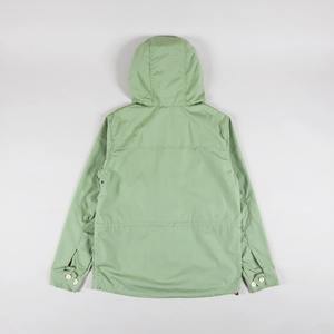 Veste en tissu ciré pour homme avec logo personnalisé, veste coupe-vent à coque rigide, veste d'extérieur verte Cortavientos - Product Image 3