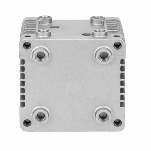 Carcasas VFD de Fundición a Presión de Alta Presión A380 Hechas a Medida en Vietnam con Diseño de Protección EMI para Control de Línea Robótica y CNC - Product Image 1