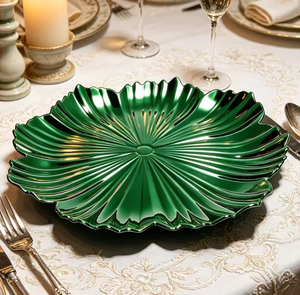 Assiettes de présentation en plastique de 13 pouces, design floral, pour la maison et les événements de mariage, idéales pour la restauration fine - Product Image 4