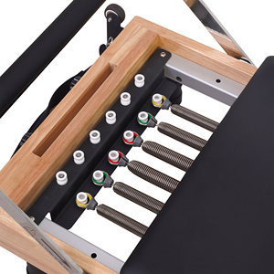 Appareil de <span class=keywords><strong>Pilates</strong></span> Reformer en bois pour la maison, Reformer de <span class=keywords><strong>Pilates</strong></span> commercial pour studio, pliable - Product Image 2